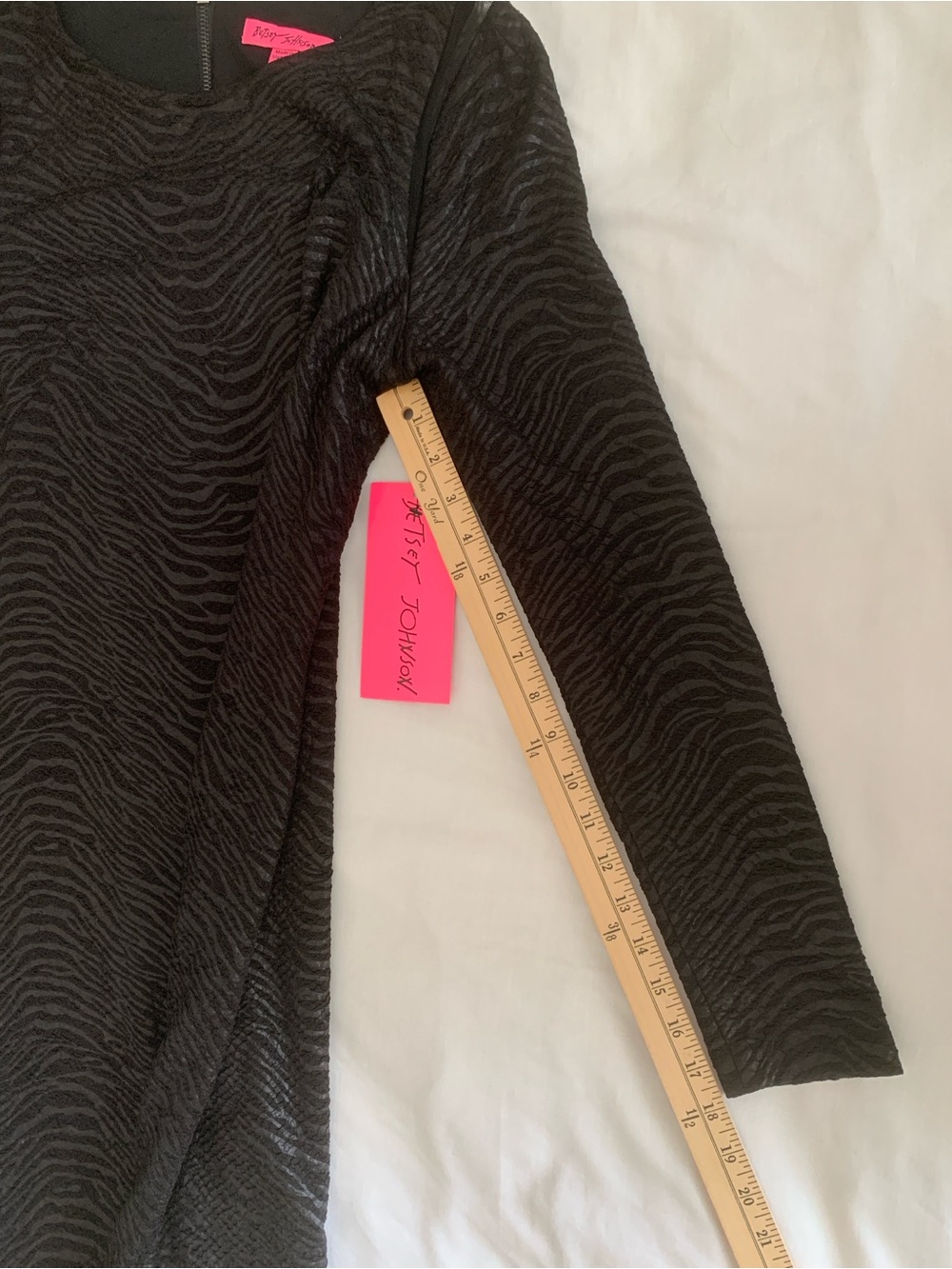 NWT Betsey Johnson Black Textured Long Sleeve Cocktail Dress Sz 10 Zebra Burnout - Picture 8 of 9